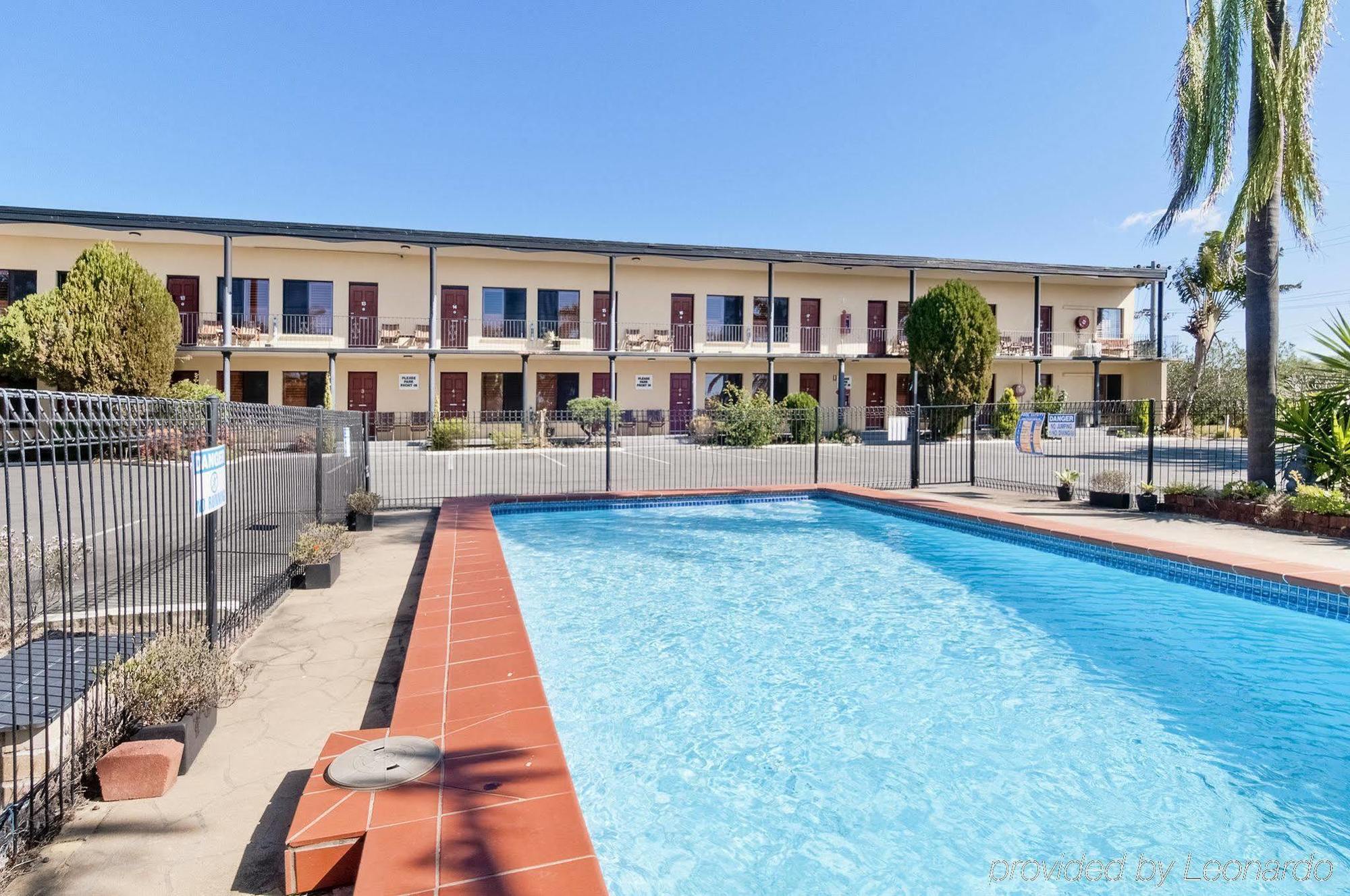 Country Plaza Motel Taree Dış mekan fotoğraf