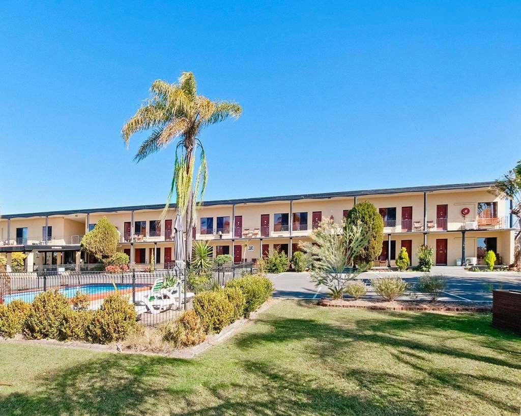 Country Plaza Motel Taree Dış mekan fotoğraf